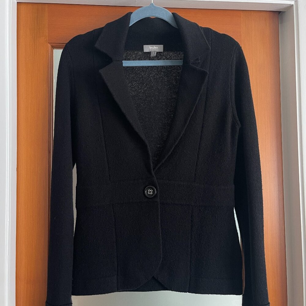 NEIMAN-MARCUS CASHMERE SWEATER